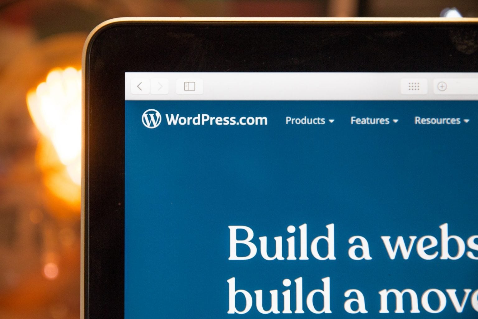 how-to-make-a-sticky-header-in-wordpress-manually-or-using-a-plugin